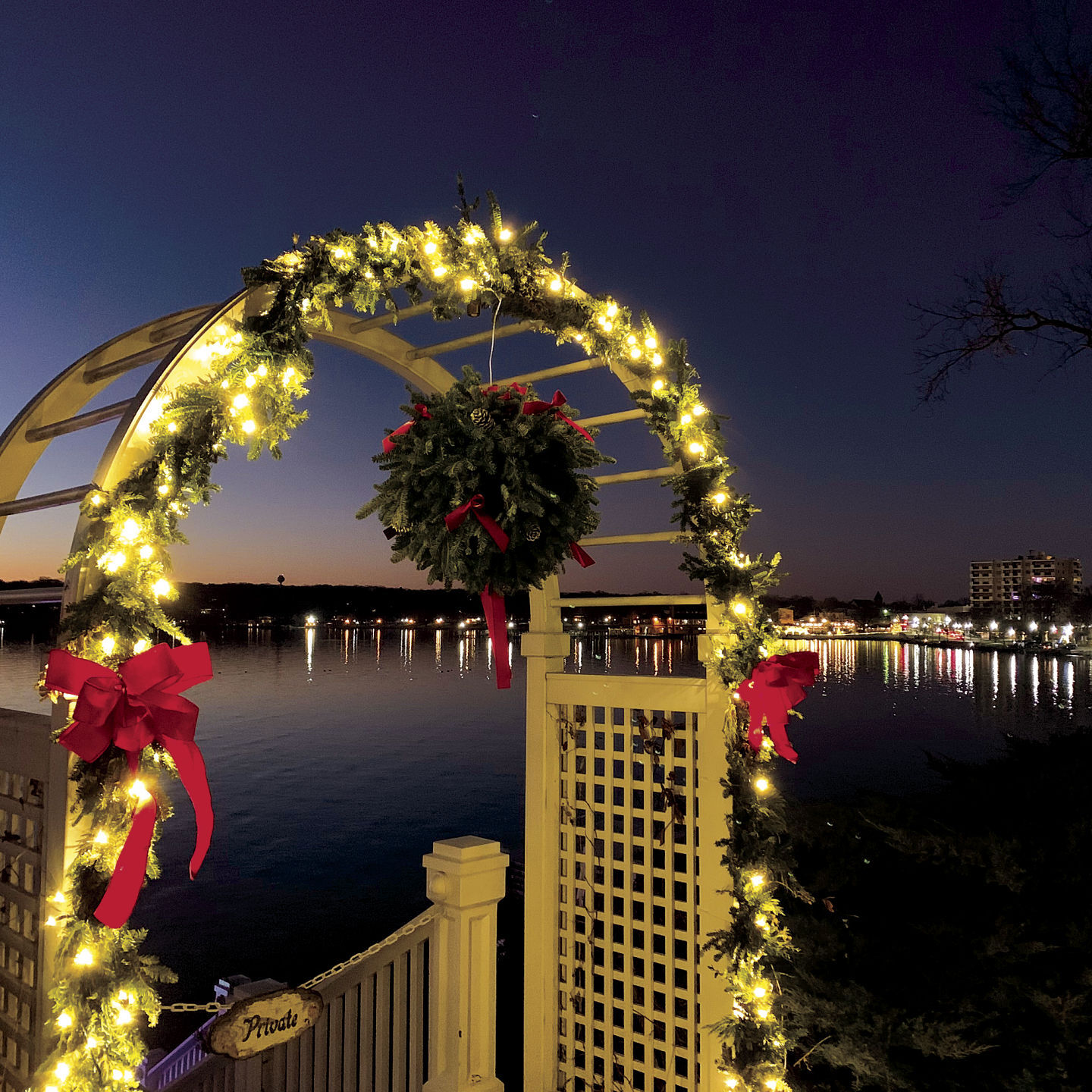 Lake lights